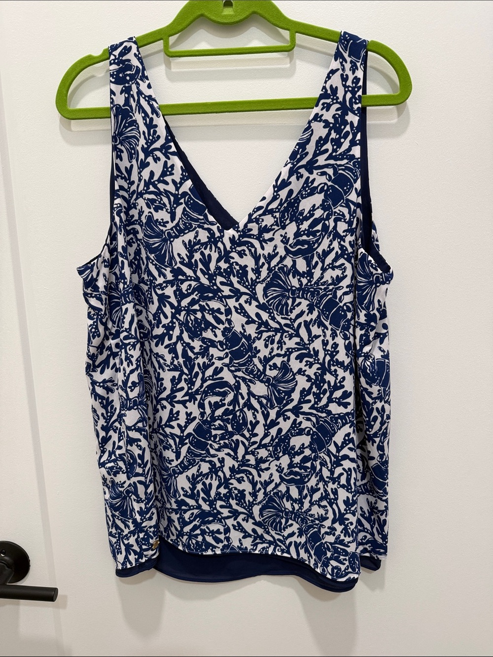 Lilly Pulitzer Navy and White Floral V-Neck Tank-reversible